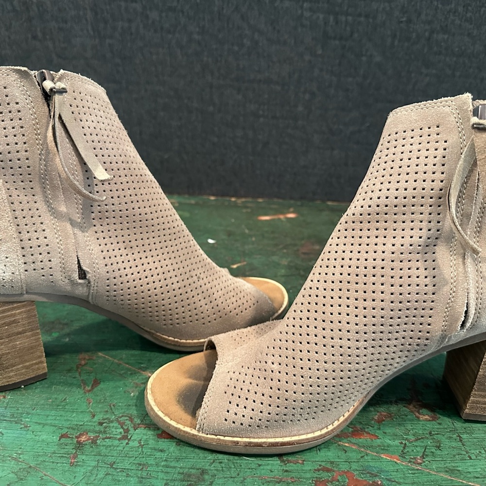 Toms Beige Perforated Peep-Toe Booties
